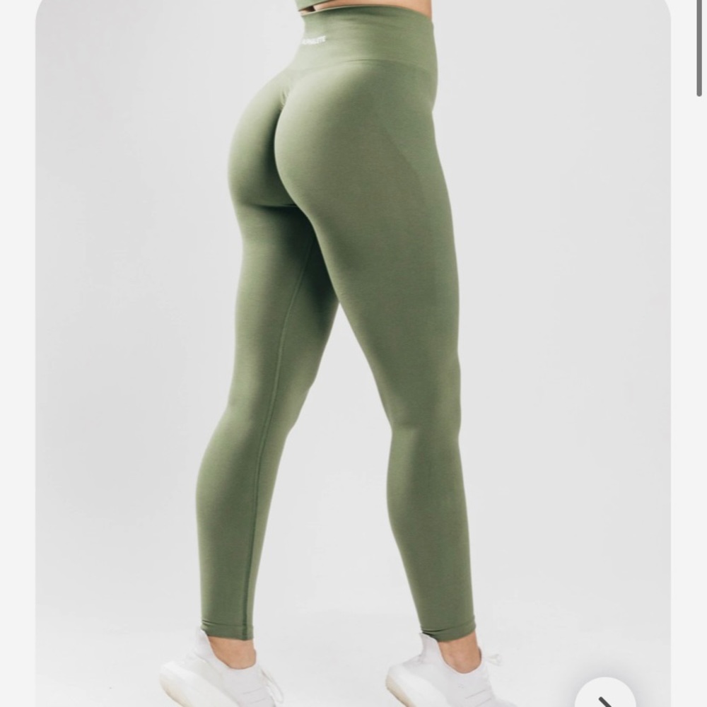 Alphalete Amplify Leggings in Dusty Green XXS, BRAND NEW